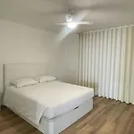 Peaceful Beachside Penthouse - 3 Bed 608 丰沙尔