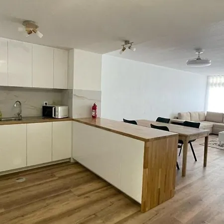 公寓 Peaceful Beachside Penthouse - 3 Bed 608 丰沙尔