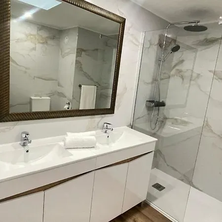 公寓 Peaceful Beachside Penthouse - 3 Bed 608 丰沙尔