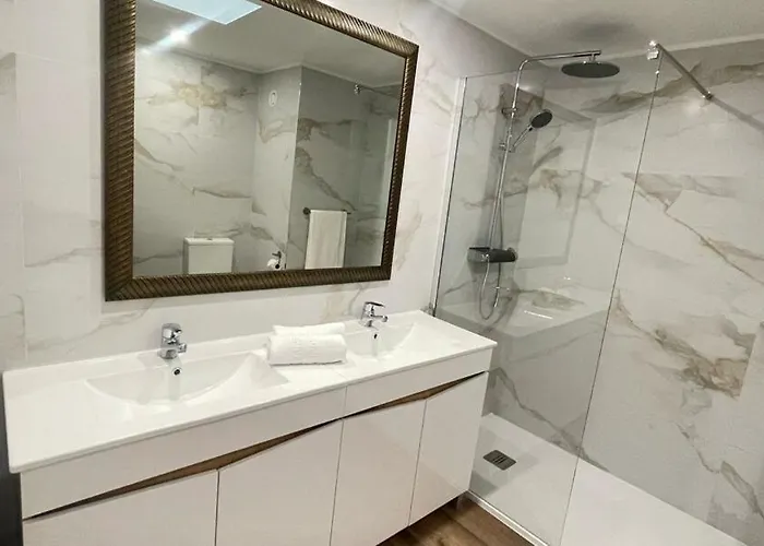 아파트 Peaceful Beachside Penthouse - 3 Bed 608 푼샬