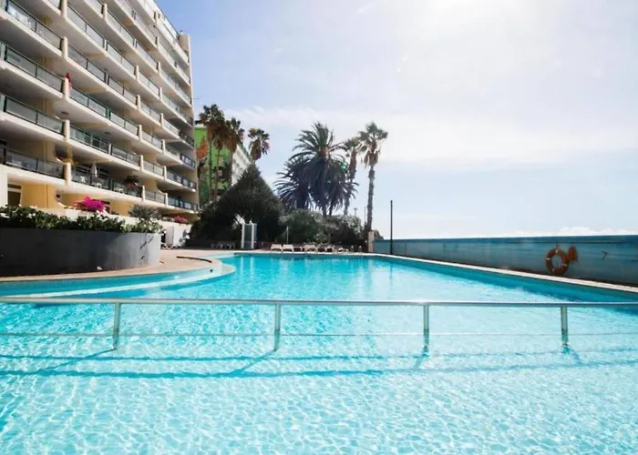 Apartament Peaceful Beachside Penthouse - 3 Bed 608 *