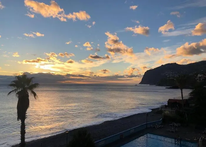 Peaceful Beachside Penthouse - 3 Bed 608 Apartament